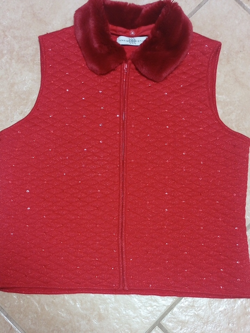 Marisa Christina Red Quilted Vest with Faux Fur Collar - Picture 1 of 5